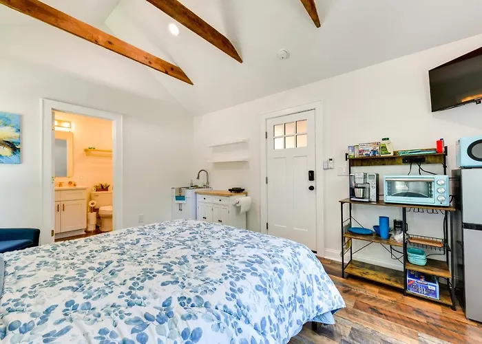 3 Mi To Dtwn Winston-salem: On Miller Park! Apartment